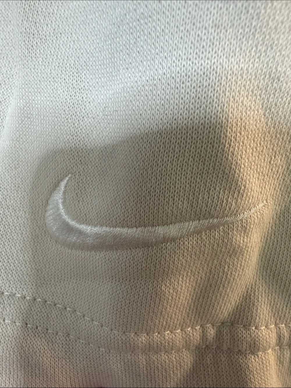 Nike Women's Cream Fleece Athletic Shorts with Drawstring and pockets EUC S